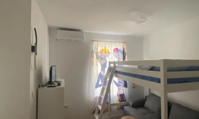 Недвижимость Однокомнатная квартира в Копере: 2