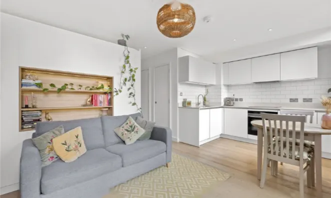 Недвижимость Highgate Hill: 10