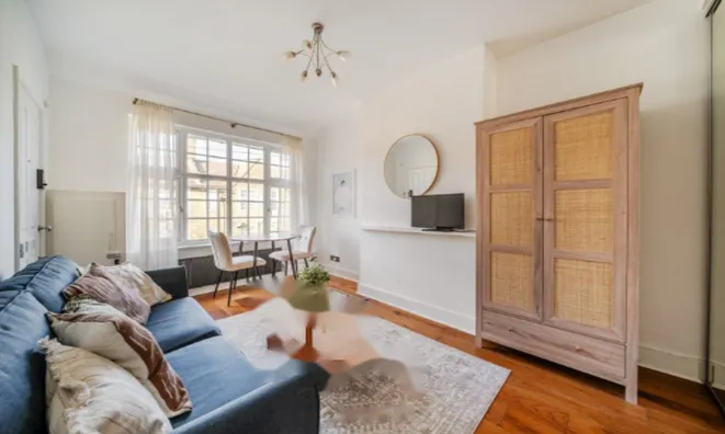 Недвижимость Fitzneal Street, Acton: 4