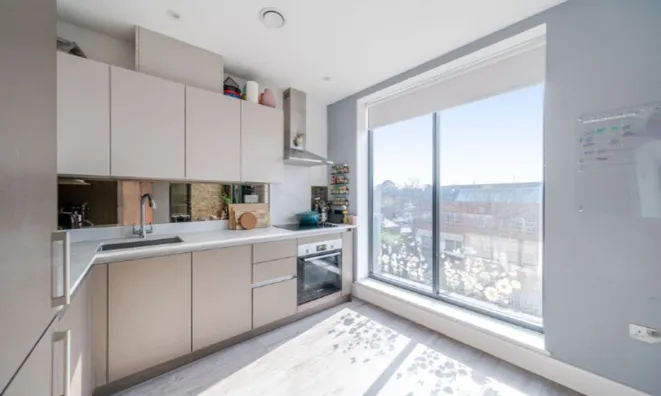 Недвижимость Fairbridge Road: 6