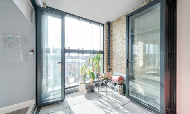 Недвижимость Fairbridge Road: 8