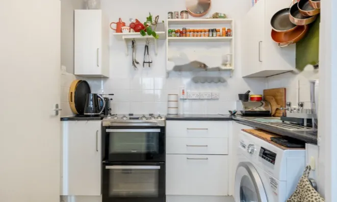 Недвижимость Lorrimore Road: 3