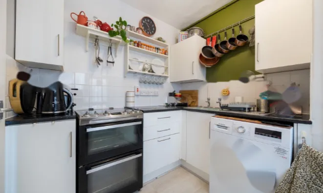 Недвижимость Lorrimore Road: 8