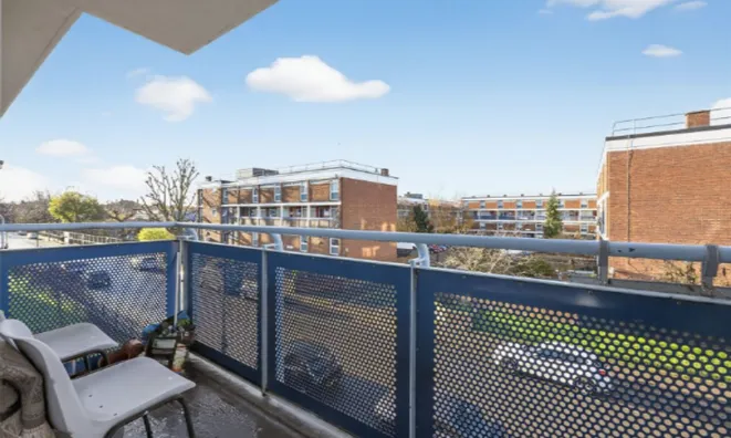 Недвижимость Haymerle Road: 8