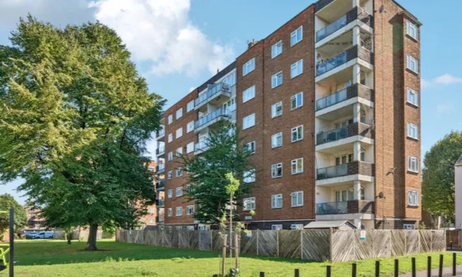 Недвижимость Longfield Estate: 2