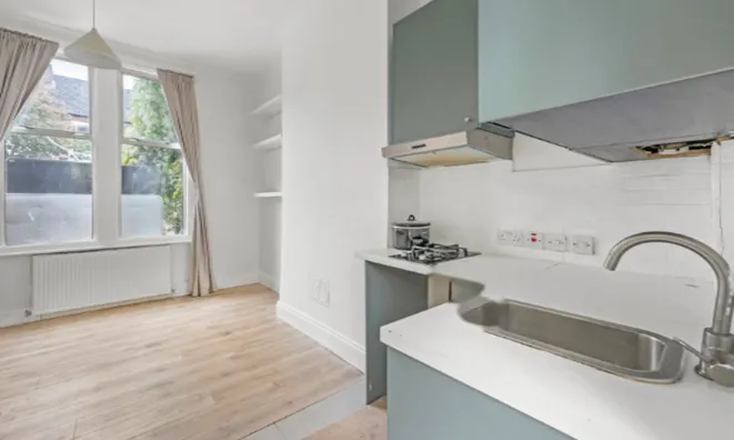 Недвижимость Hermitage Road: 9