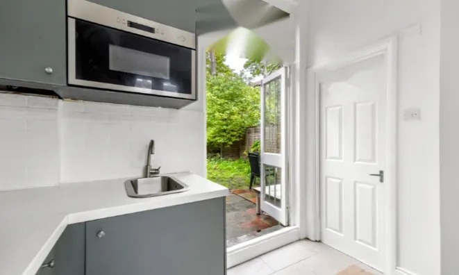 Недвижимость Hermitage Road: 11