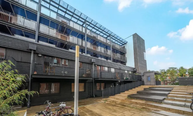 Недвижимость Rothsay Street: 4