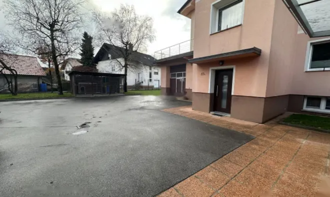 Недвижимость Дом, Ежица: 8