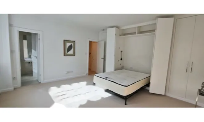 Недвижимость Swan Court, Chelsea Manor Street: 2