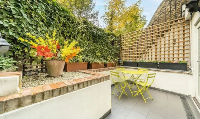 Недвижимость Cathcart Road: 3