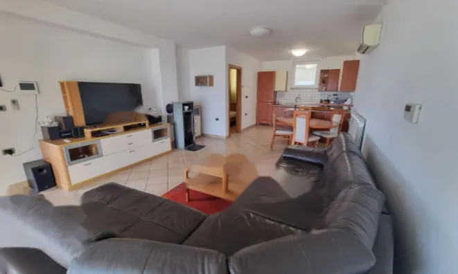 Недвижимость Дом в Изоле: 12