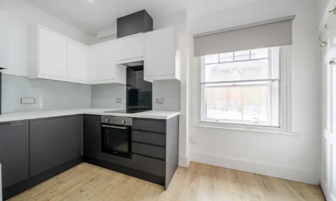 Недвижимость Camberwell Road: 2