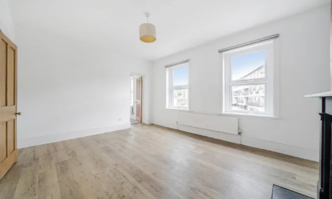 Недвижимость Camberwell Road: 8