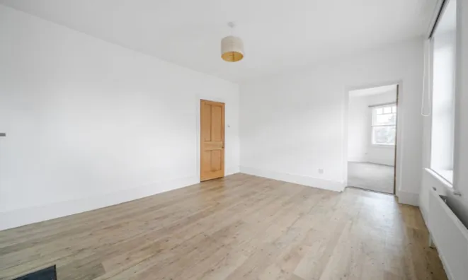 Недвижимость Camberwell Road: 12