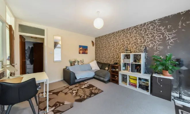 Недвижимость Renfrew Road, Dryden Court Renfrew Road: 1