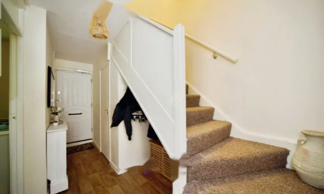 Недвижимость Flat 13, Scott House: 10