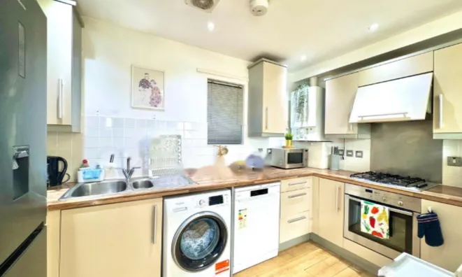 Недвижимость Watney Street: 6