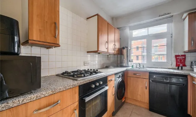 Недвижимость St. Olaves Estate, Druid Street: 10