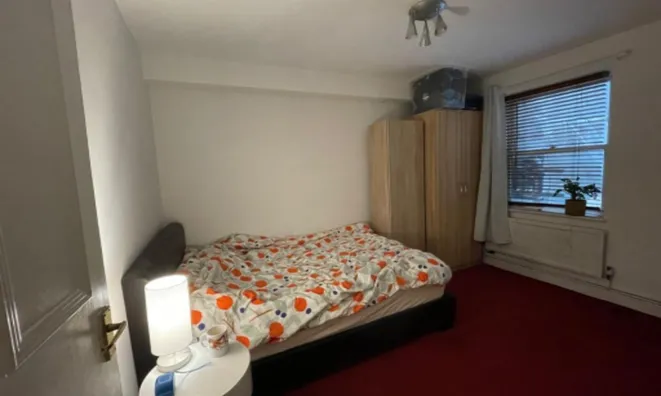 Недвижимость Mile End Road: 7