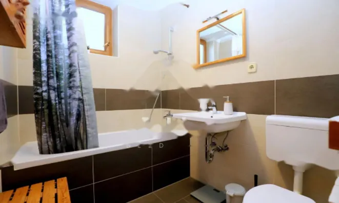 Недвижимость Дом, Бохиньска Бела: 15