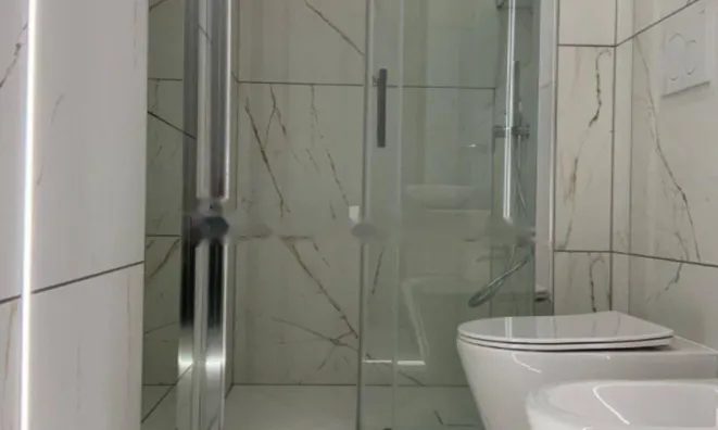 Недвижимость Трёхкомнатная квартира в центре: 10