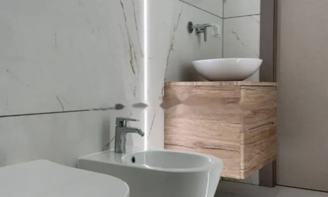 Недвижимость Трёхкомнатная квартира в центре: 12