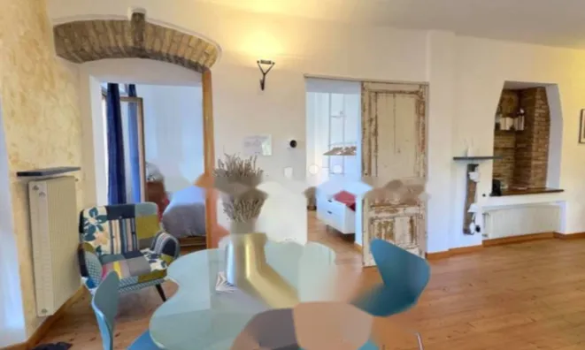 Недвижимость Двухкомнатная у Замка: 11