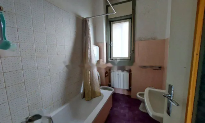 Недвижимость Четырехкомнатная Квартира Центр: 5