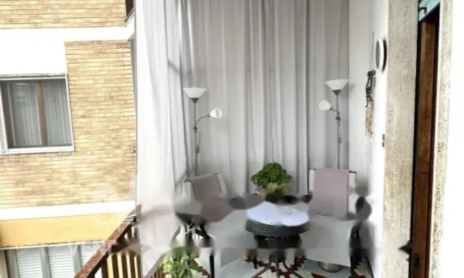 Недвижимость Трехкомнатная квартира, Центр: 4