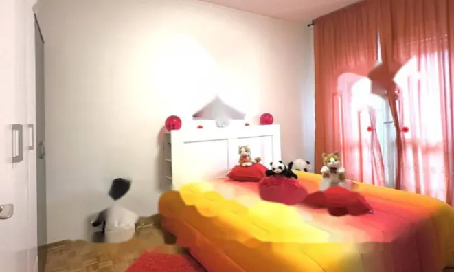 Недвижимость Трехкомнатная квартира, Центр: 12