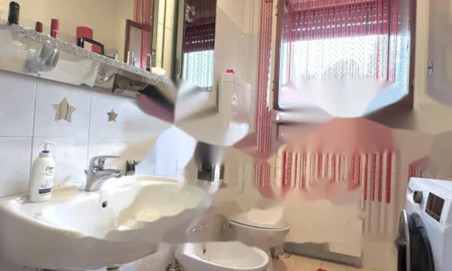 Недвижимость Трехкомнатная квартира, Центр: 16