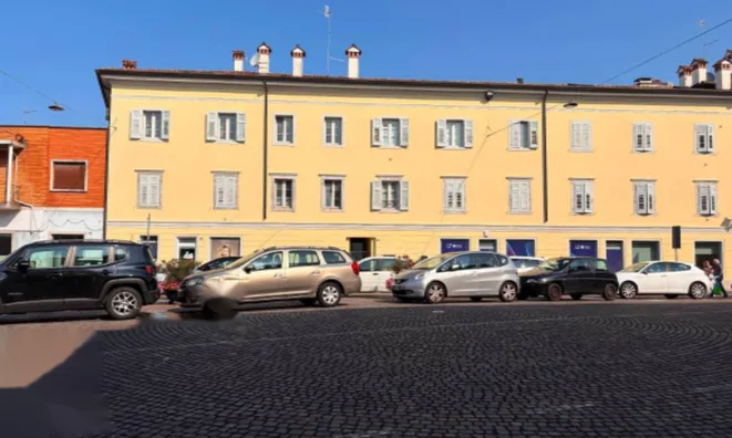 Недвижимость Трёхкомнатная квартира в Гориции: 1