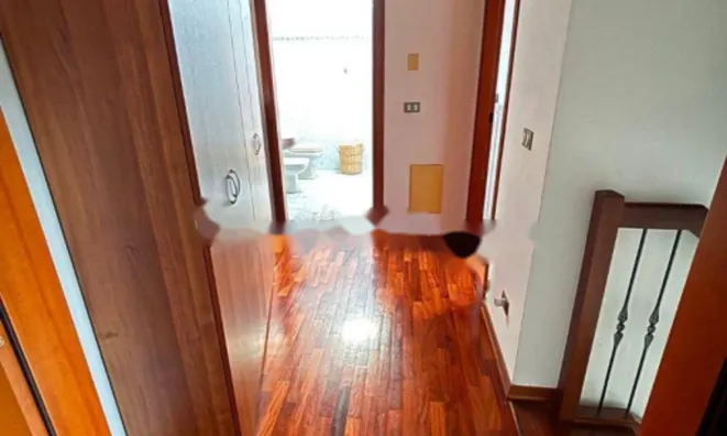 Недвижимость Трёхкомнатная квартира в Гориции: 11