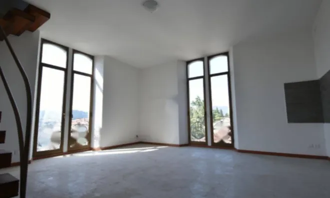 Недвижимость Трёхкомнатная, проспект Италия: 5