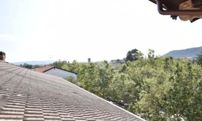 Недвижимость Трёхкомнатная, проспект Италия: 23