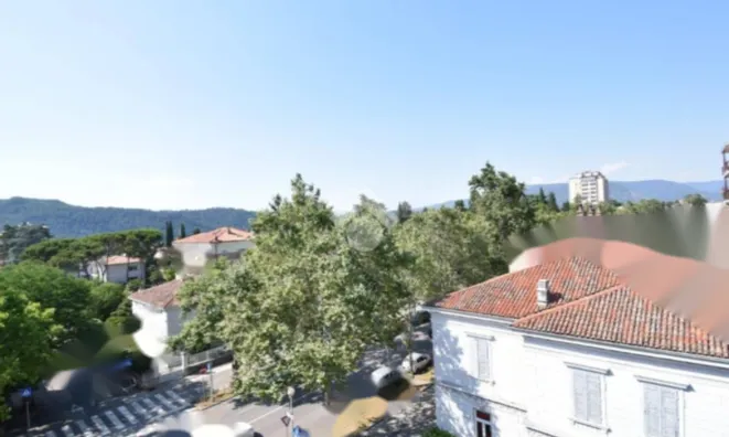 Недвижимость Трёхкомнатная, проспект Италия: 24