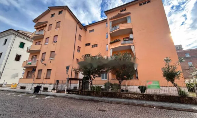 Недвижимость Квартира на улице Мамели: 2