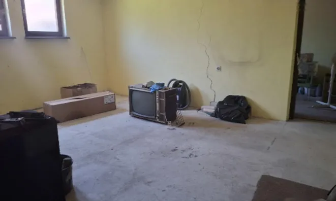 Недвижимость Дом, Неделица: 6