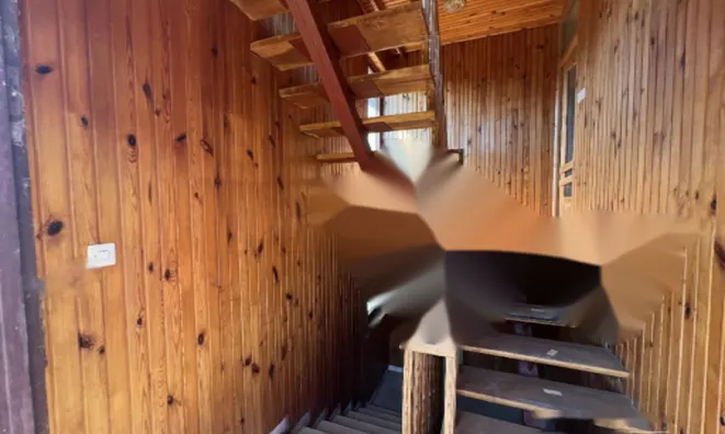 Недвижимость Дом с террасой, Кот: 3