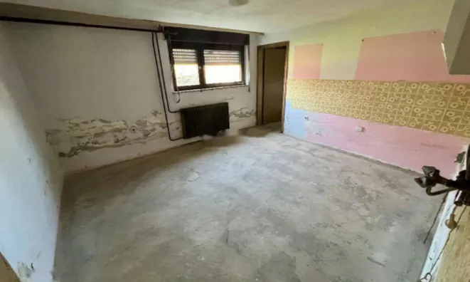 Недвижимость Дом с террасой, Кот: 6