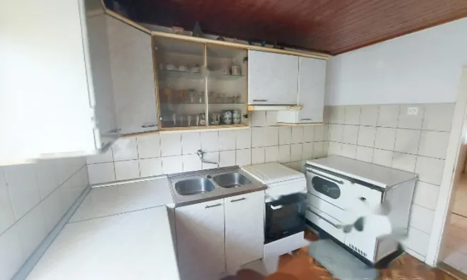 Недвижимость Дом Шомат: 7