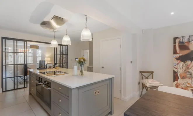 Недвижимость Ashburnham Road: 19