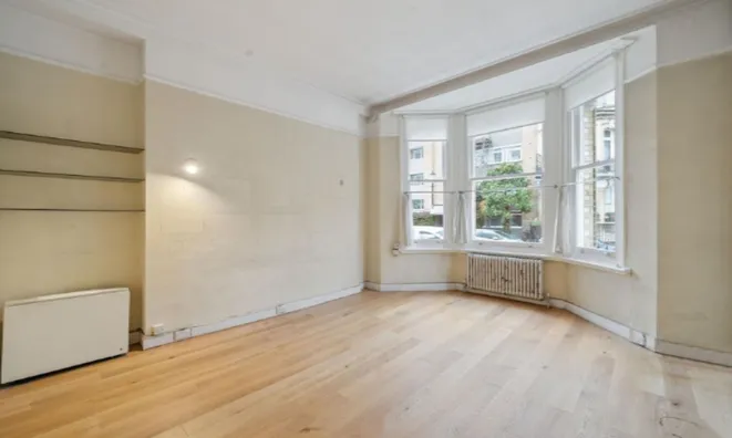 Недвижимость —: 12