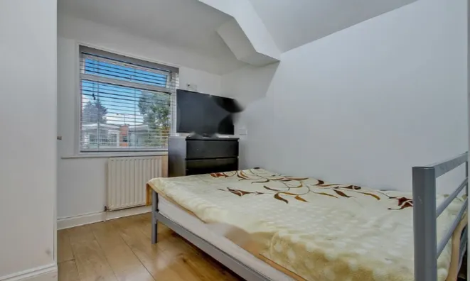 Недвижимость Melrose Avenue: 3