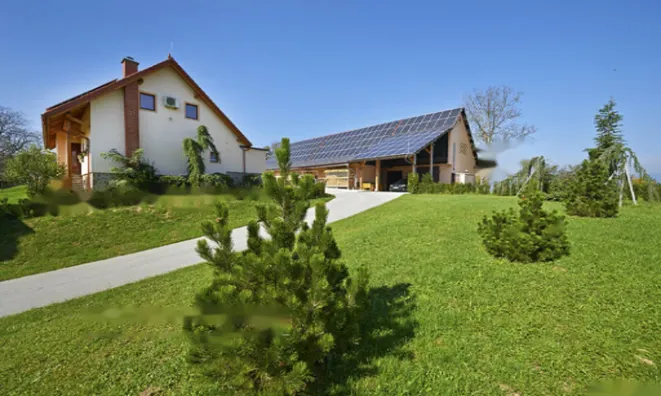 Недвижимость Усадьба на холме в окружении природы.: 2