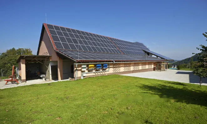 Недвижимость Усадьба на холме в окружении природы.: 5