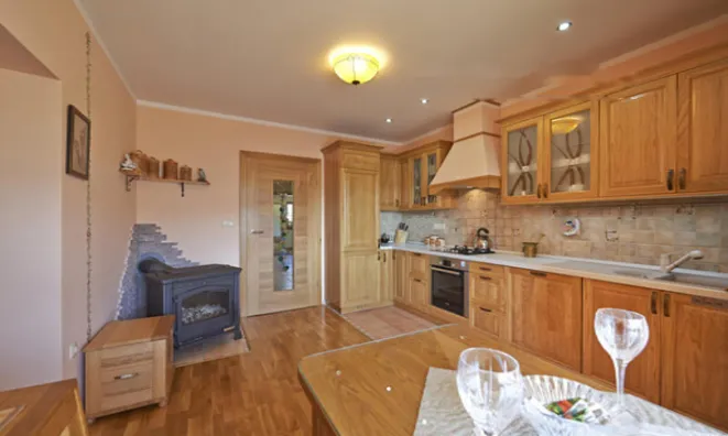 Недвижимость Усадьба на холме в окружении природы.: 9