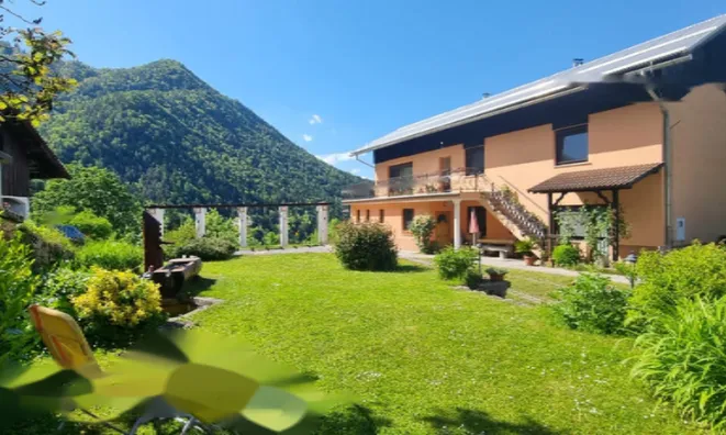 Недвижимость Усадьба, ферма Подкрай при Межице, Межица: 6