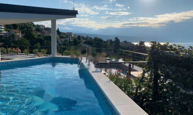 Недвижимость Дом в центре Опатии: 1